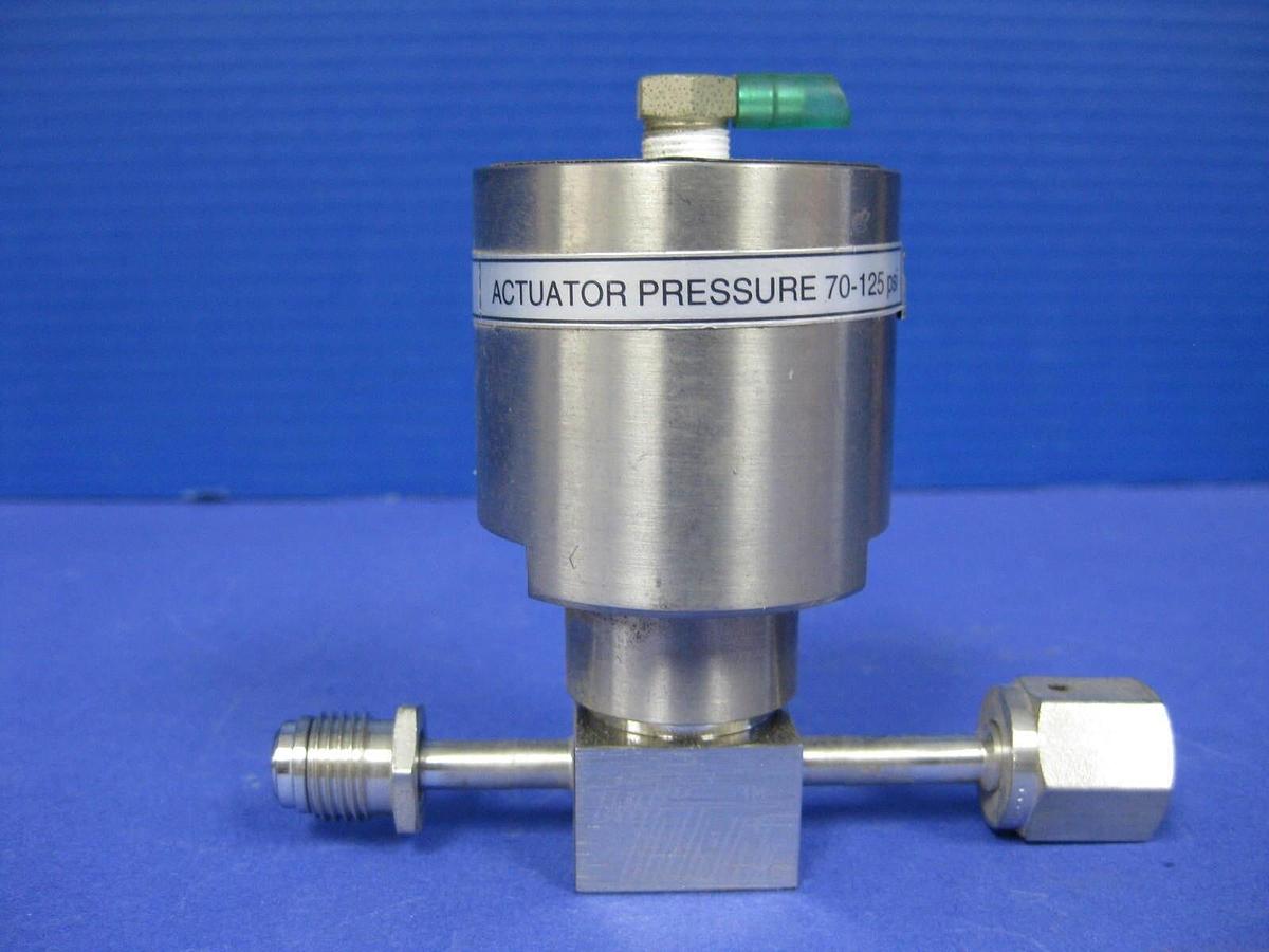 Used EWAL Titan II Pneumatically Actuated Valve, 1/4" MVCR x 1/4" FVCR, Used