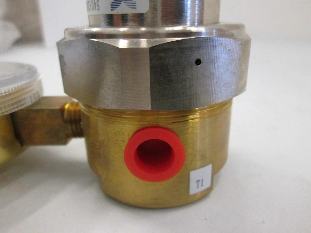 Used Veriflo, IR4201 Regulator Assy w/ 0-60PSI Wika Gauge, Used
