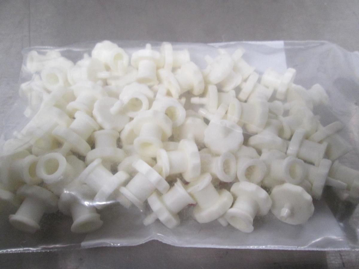 Plug In, 206-997, New, Lot of 65