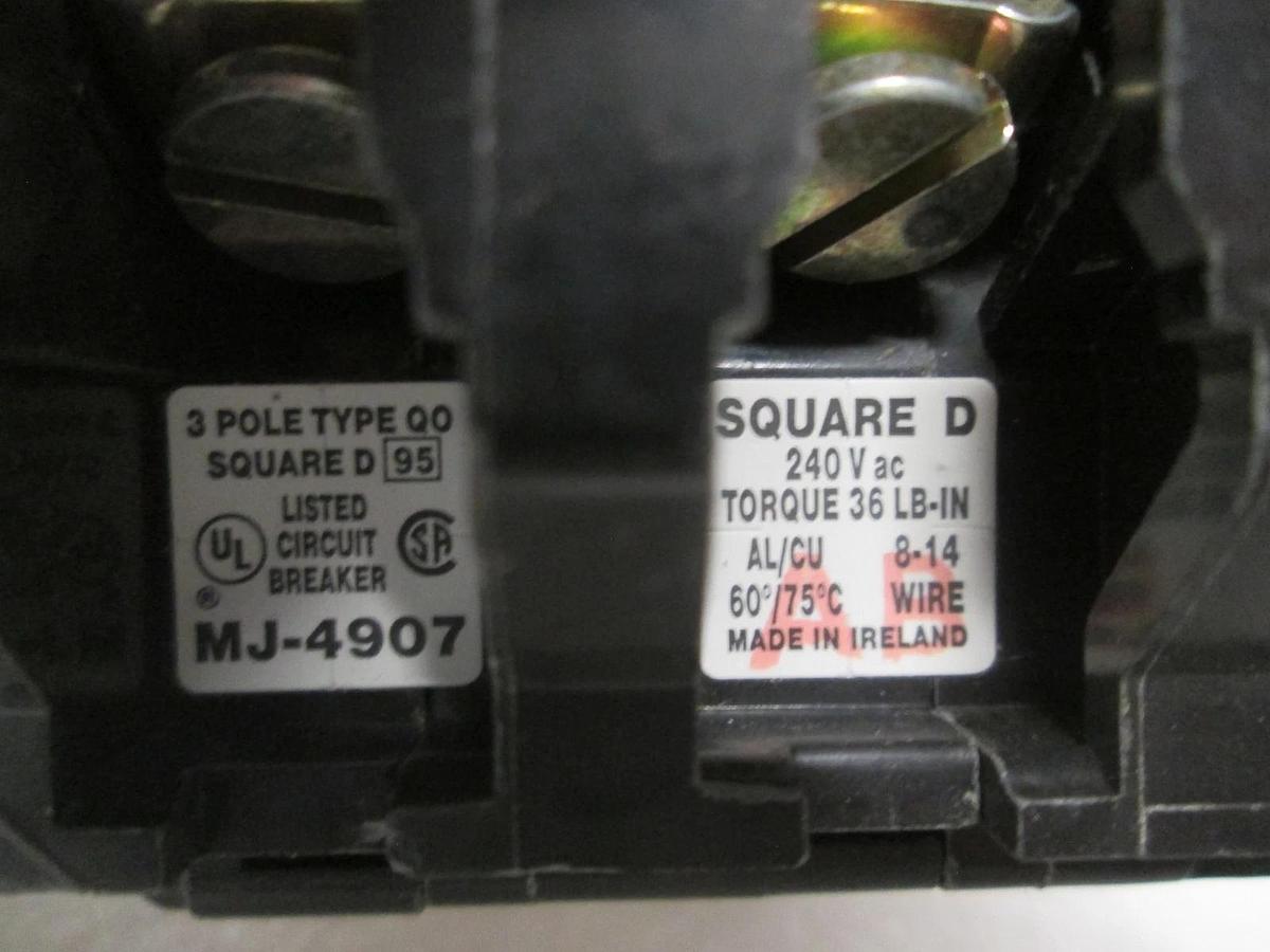 Square D, MJ-4907, Circuit Breaker, 3 Pole, 240V, 111-110, New