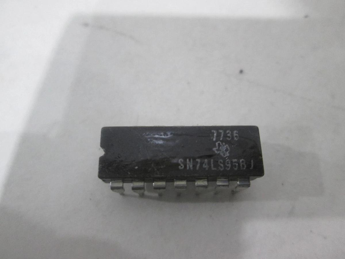 Texas Instruments, SN74LS95BJ, Integrated Circuit, New, Lot of 25