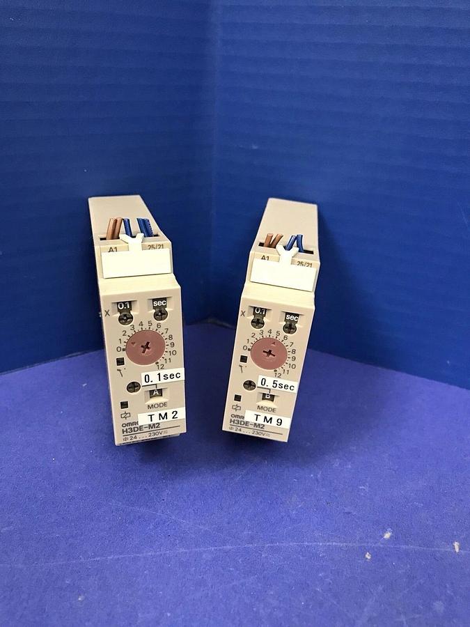Used OMRON H3DE-M2 Multi-Function Timer with 8 Modes, DPDT, LOT of 2 Used