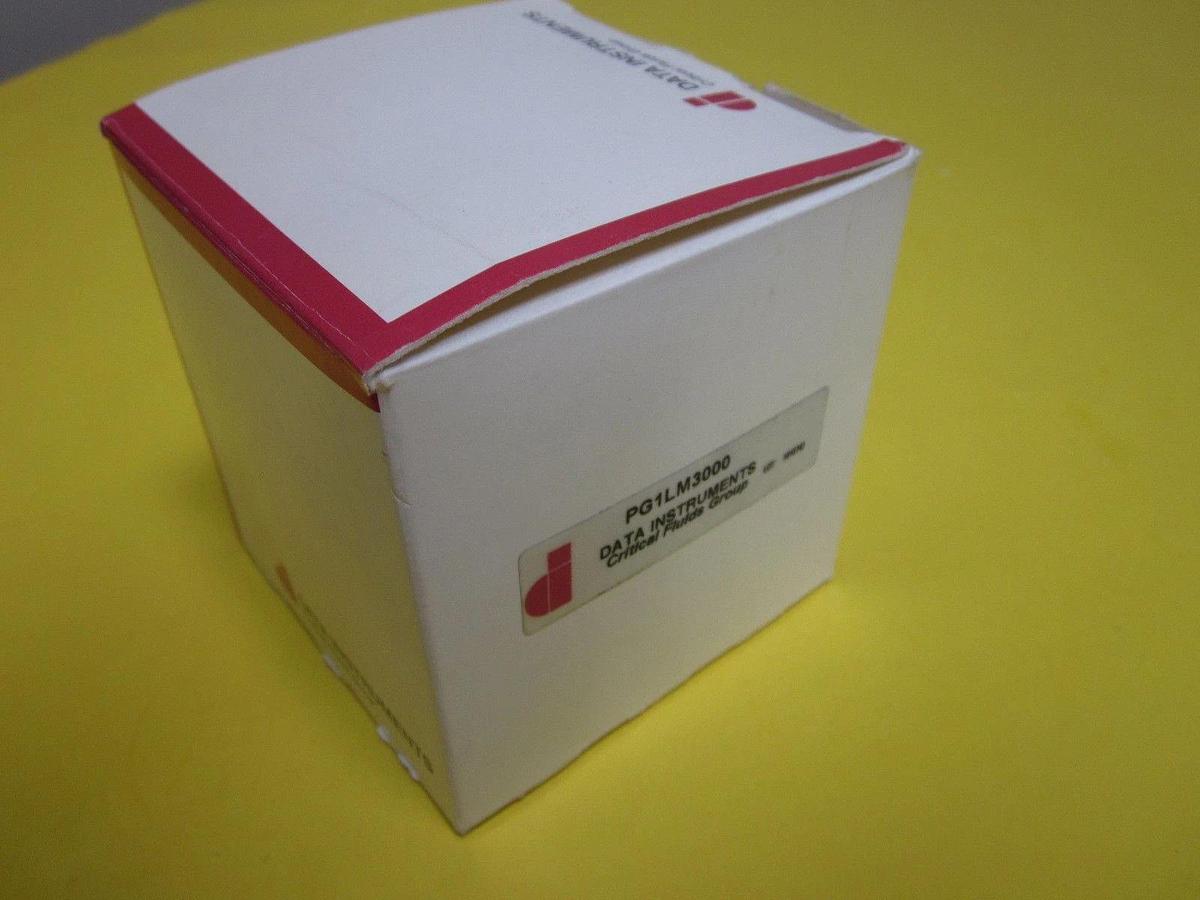 Data Inst. High Purity Pressure Gauge, Cleanrm, 0-3000 psi, 1/4 MNPT, PG1LM3000