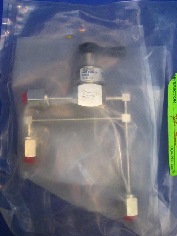 Parker Veriflo 944L, Manual Valve Assy, 1/4" FVCR, LAM Research