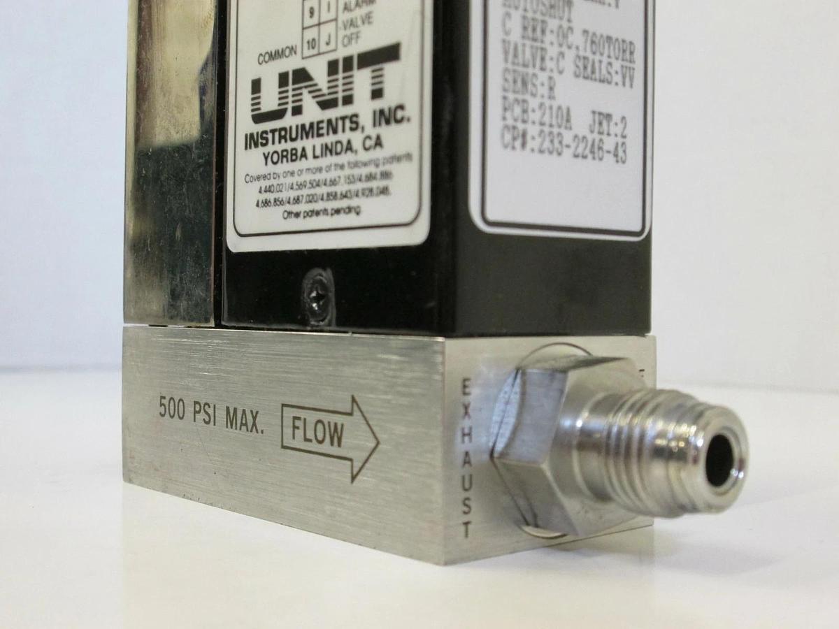 Used Unit UFC-1400 Mass Flow Controller, N2, 300 SCCM