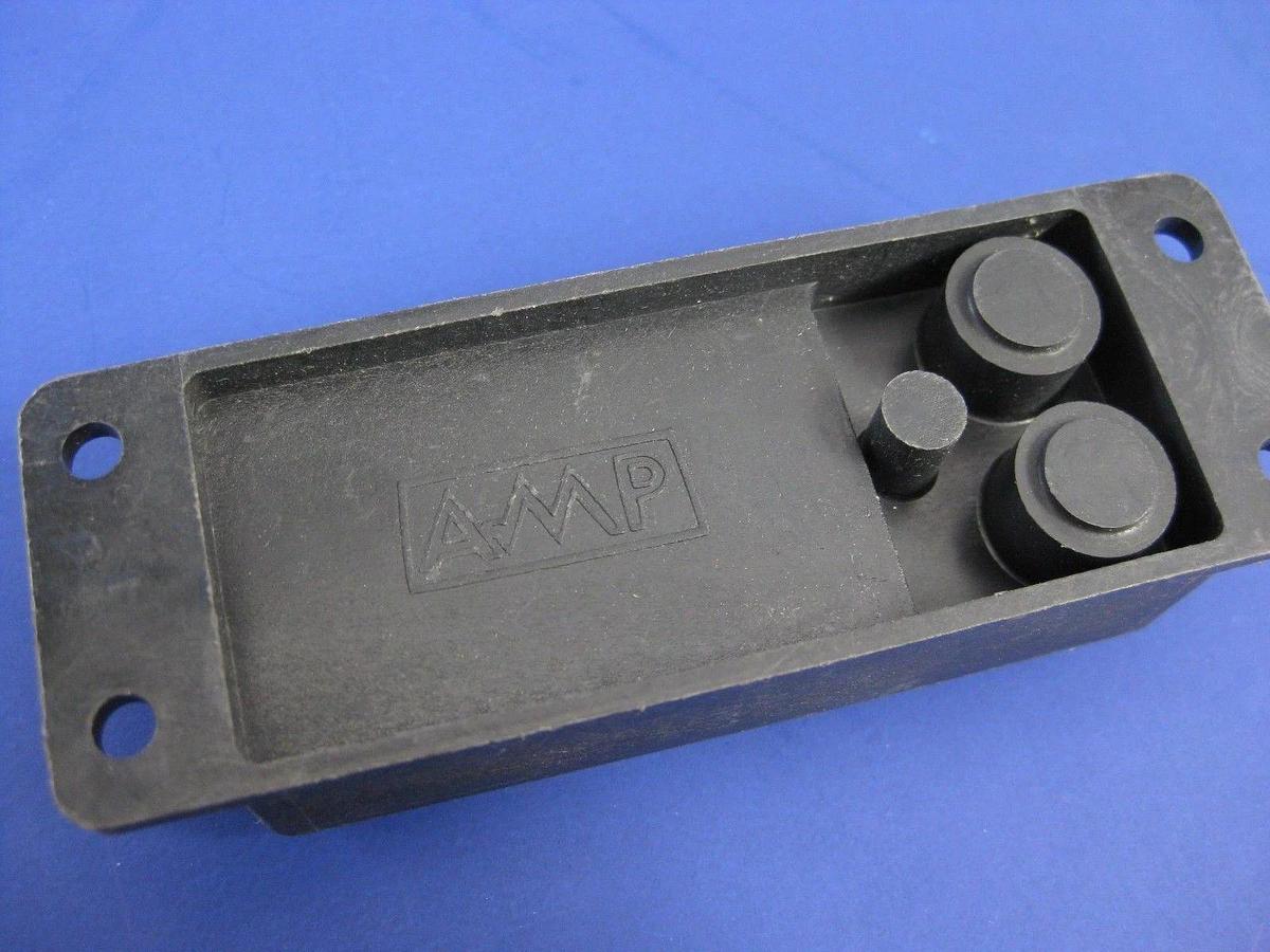 Used TE Connectivity / AMP 208062-1 Metrimate Connector, 36 Position, Lot of 10