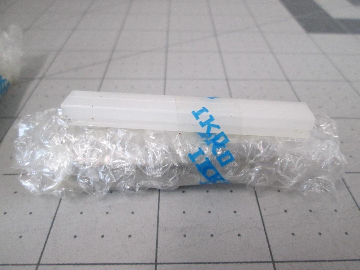 IKO, Nippon Thompson, LWL 9C1R 60BCS, Linear Rail Bearing w/ Guide, New, Lot of