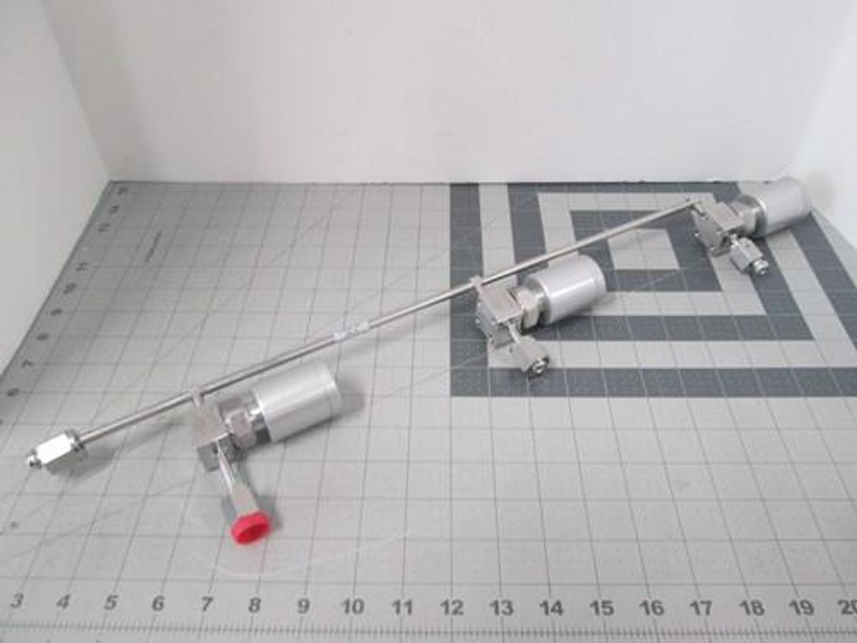 Used Swagelok, 6LV-DABW4PC, Gas Manifold Assy, 3 Valves w/ 1/2" Female Fitting, New