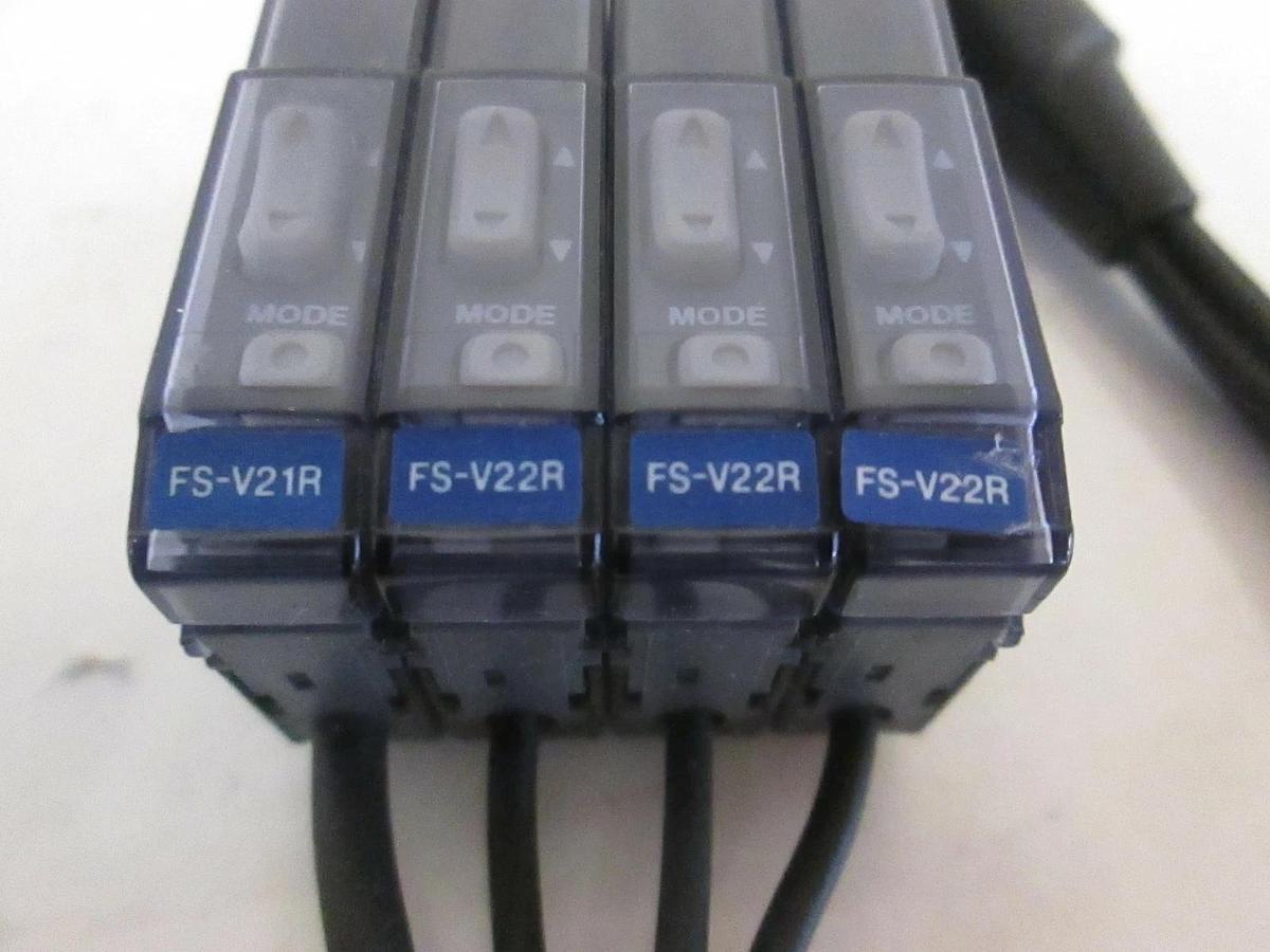 Used Keyence, Fiber Optic Amplifier, FS-V22RP (3) w/ FS-V21R (1), Used, Lot of 4