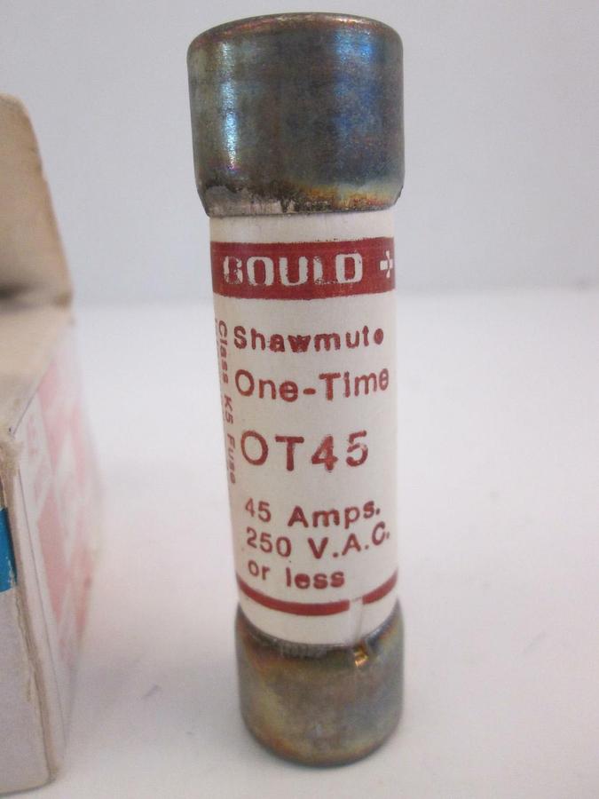 Used Shawmut One Time OT45, 45A, 250VAC Fuse, Lot of 6