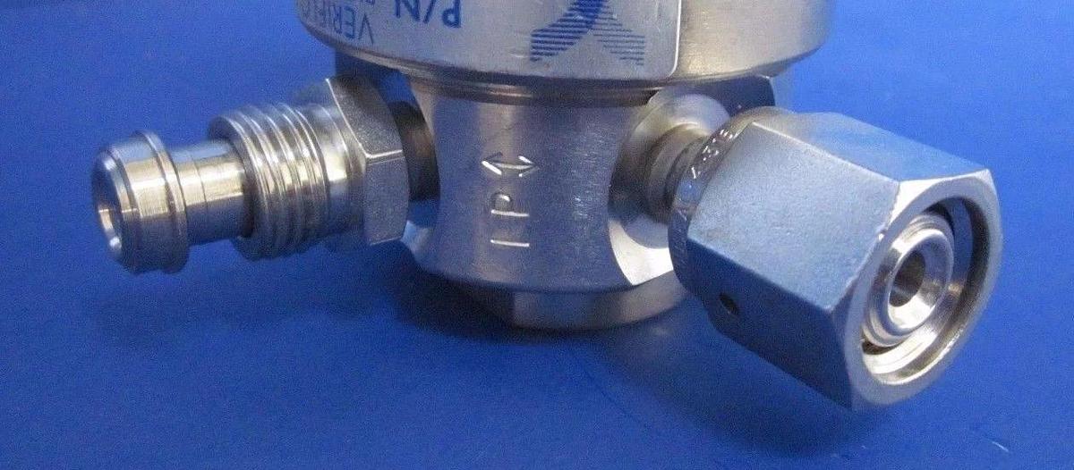 Used Veriflo TDR451W3PVSMF Tied Diaphragm Regulator, 3000 psi, 3 Ports, Used