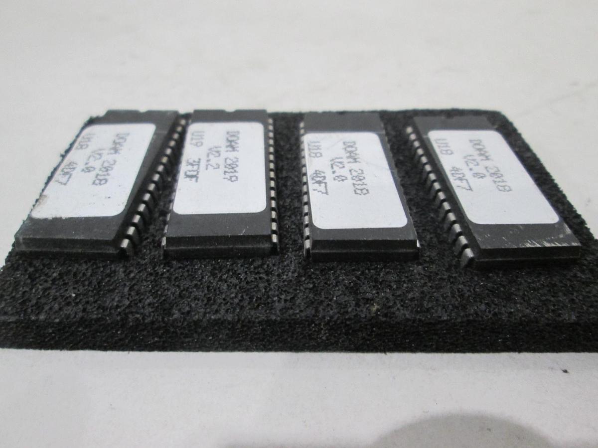 Used Texas Instruments, DOAM 2018 V2.0, Integrated Circuit, Used, Lot of 4