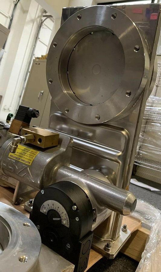Used VAT Industrial HV Gate Valve 14044-PE44, 6" ID, Used