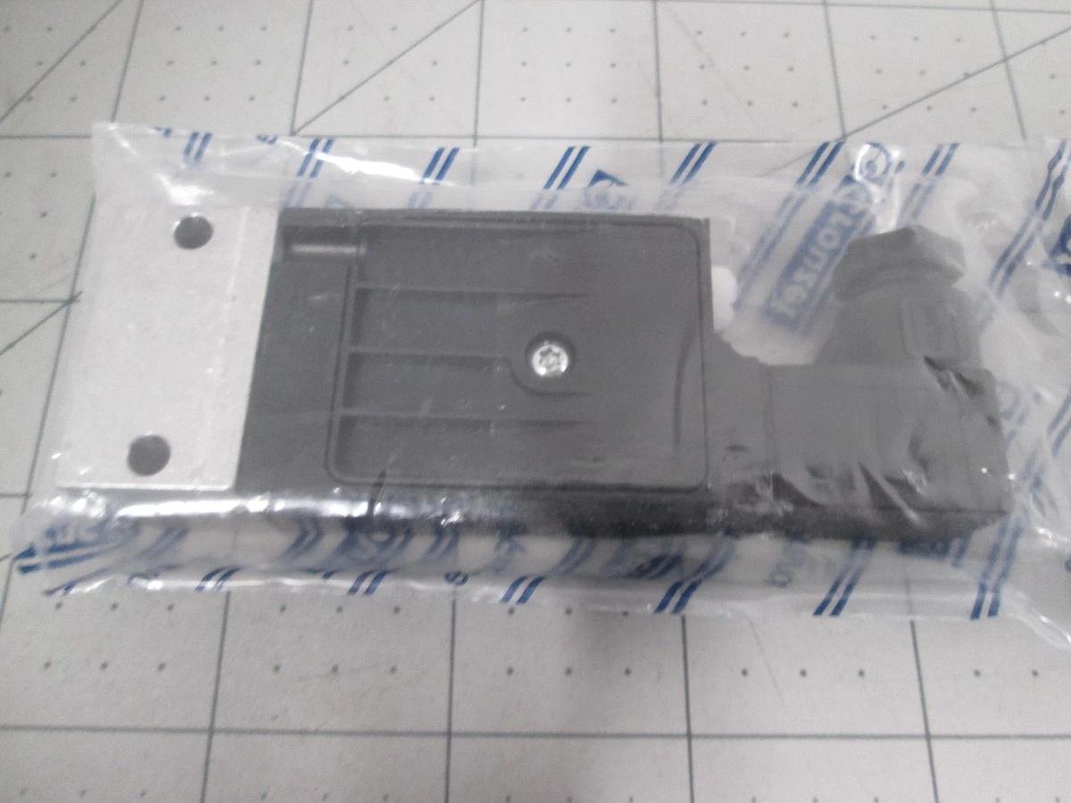 Crouzet, 81513513, Pressure Switch, 0.1-1.2 Bar, New