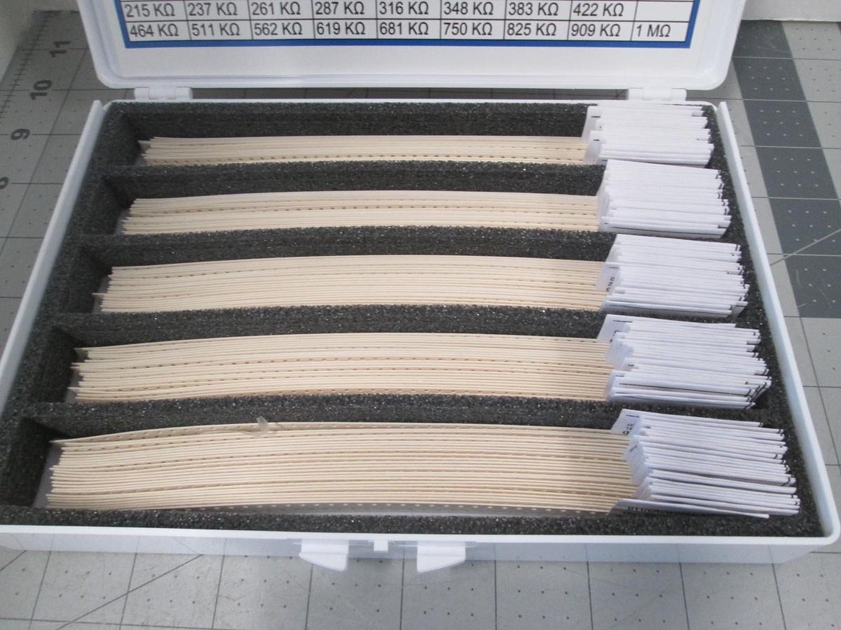 Used Vishay, D11/CRCW0603, Resistor Chip Kit, New