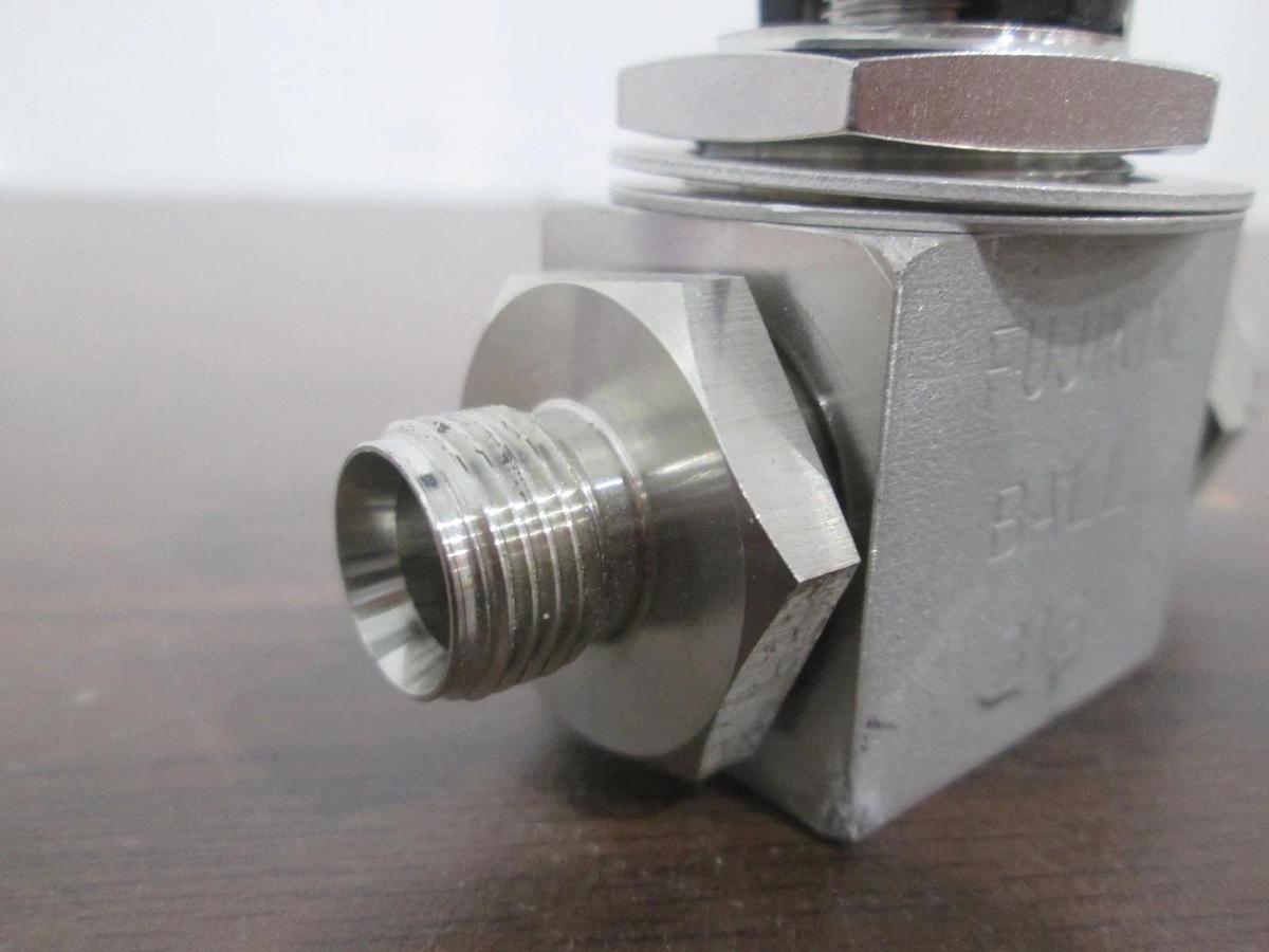 Used Fujikin, 1/4" Manual Ball Valve, 100407, Used