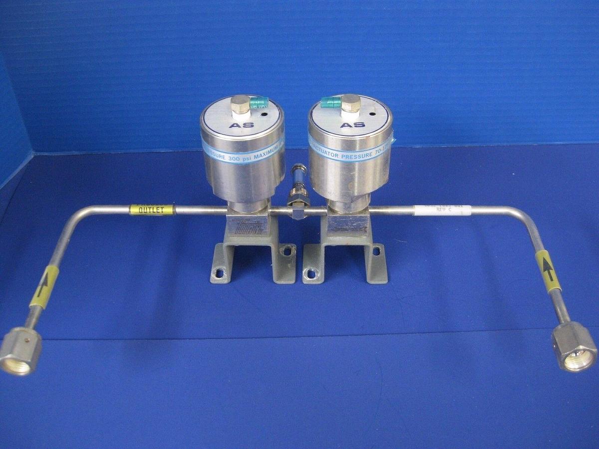 Used Ewal Parker Titan II Auto Switchover Actuated Valve Assy (CO2) for Semi-Gas