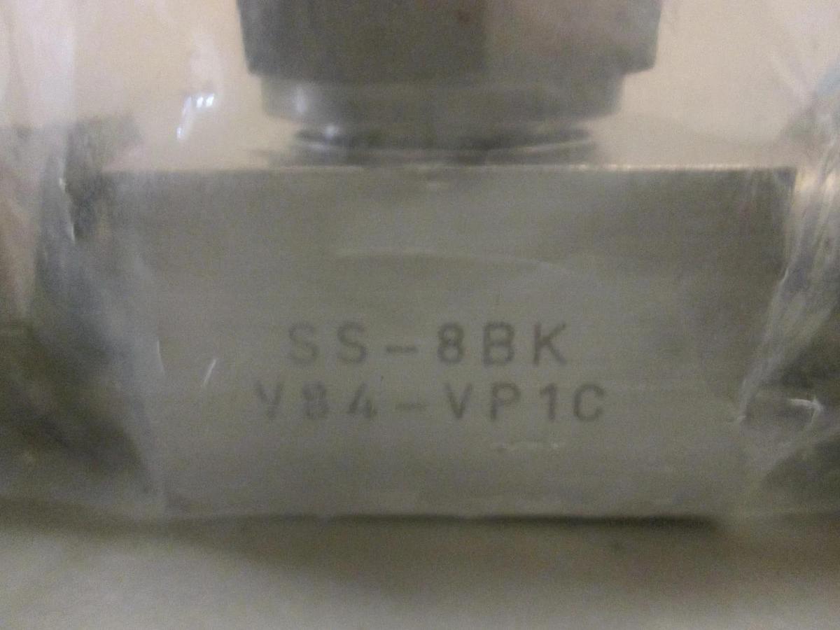 Nupro, Pneumatic Valve SS-8BK-V84-VP1C, 1/2" FVCR, New