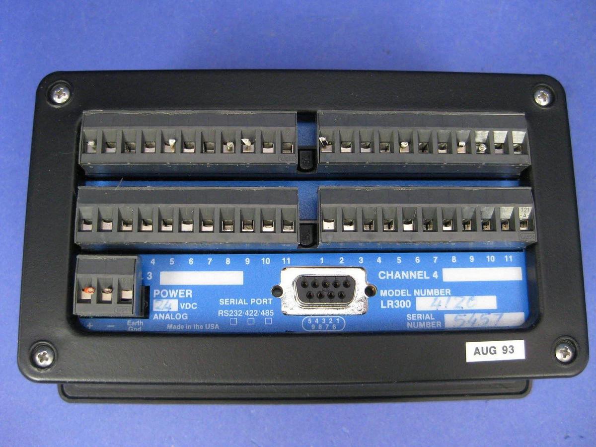 Used Span Instruments LR300 Multi-Channel Controller Display, transducer display unit