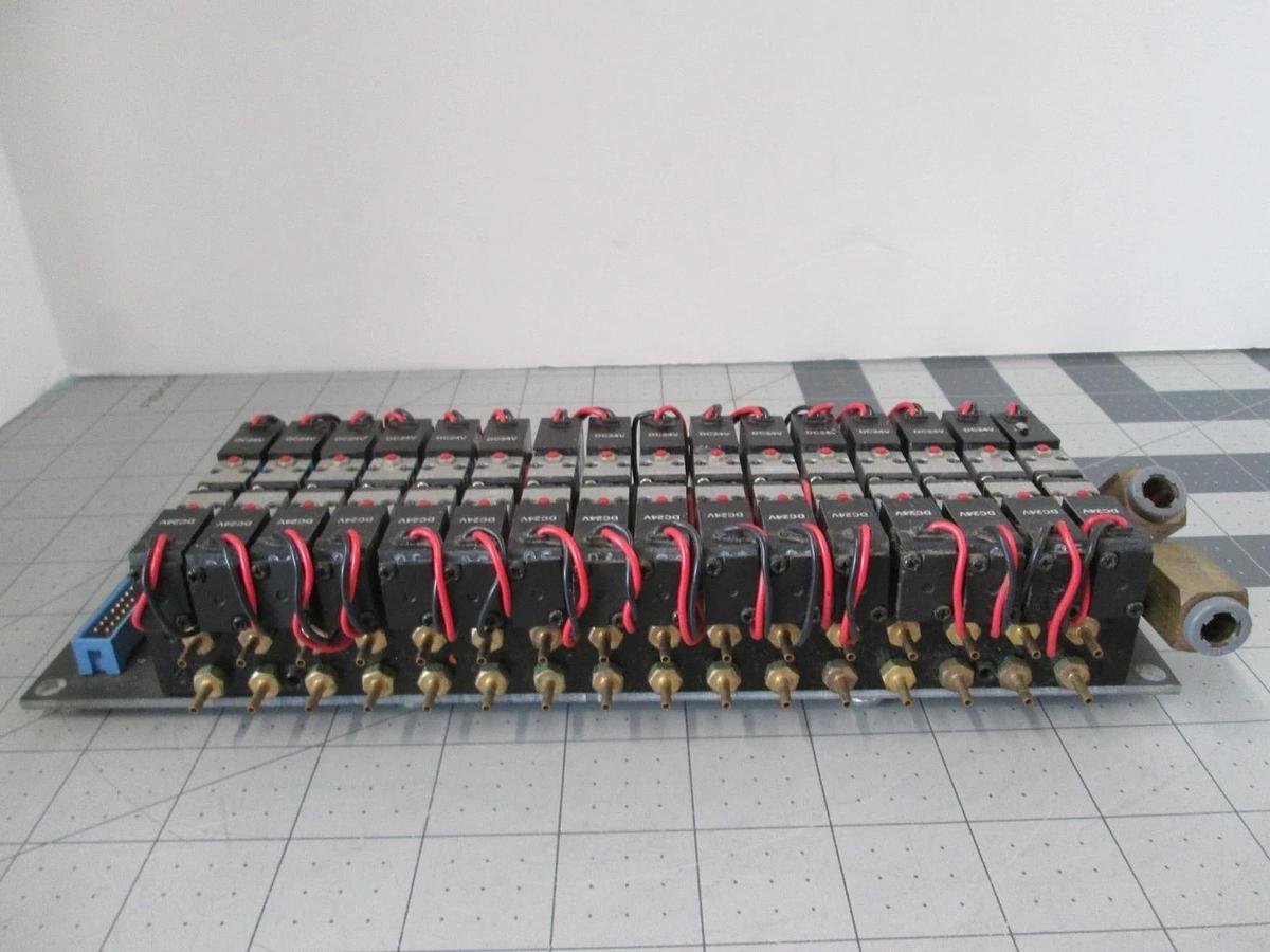 Watkins Johnson, 088241-000, Air Valve Manifold w/32 Ports for WJ999, New