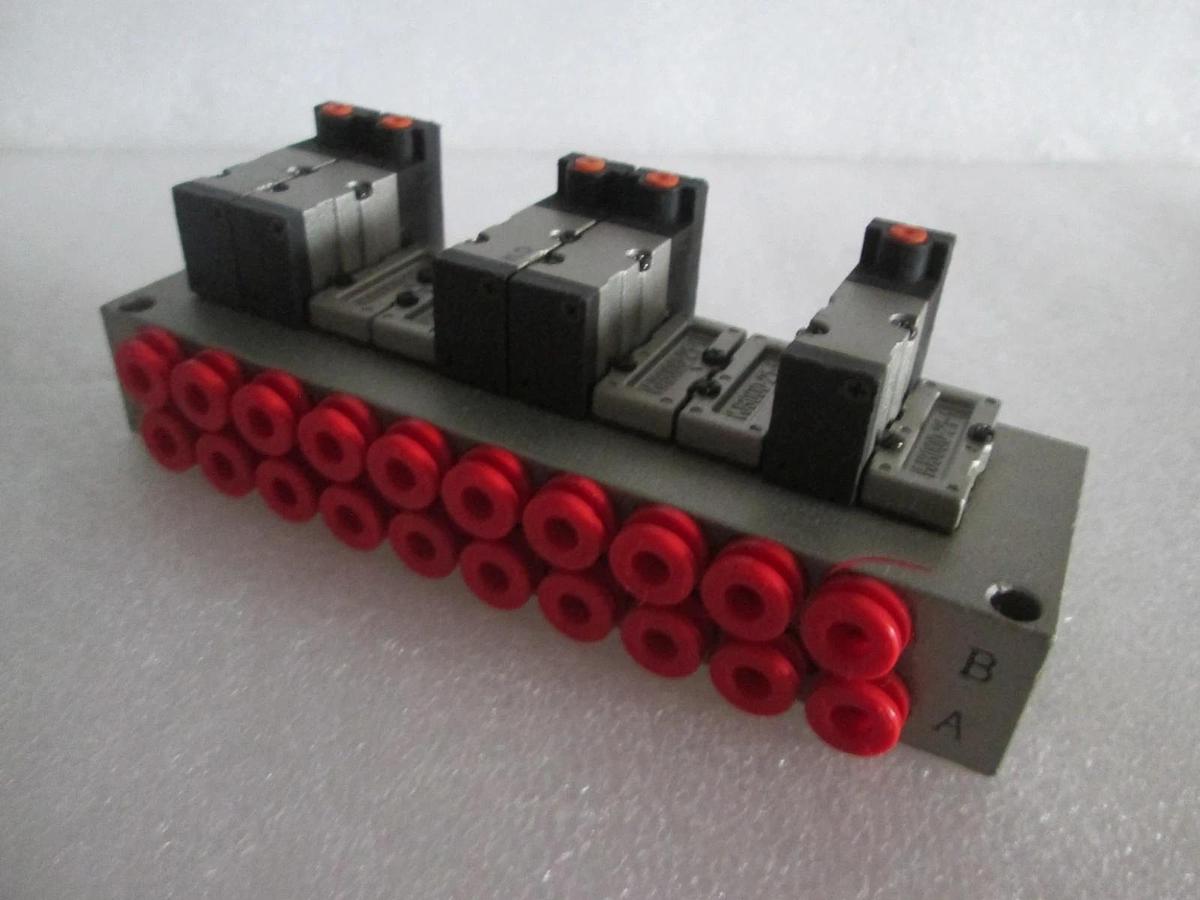 Used SMC, 10 Position Manifold Block Valve Assy w/ 5 Valves, Used