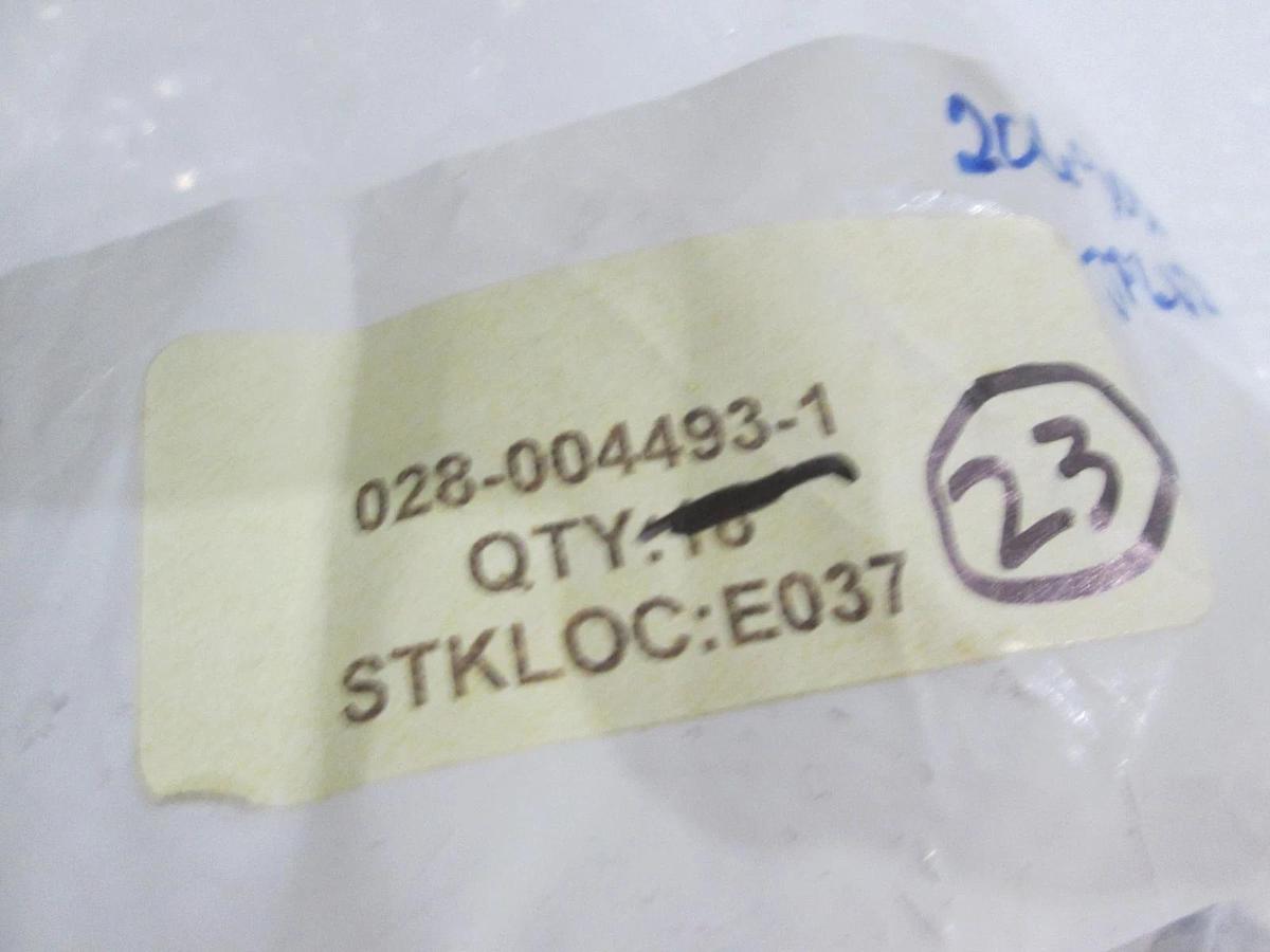 028-004493-1, 90 Degree Elbow, Lot of 23