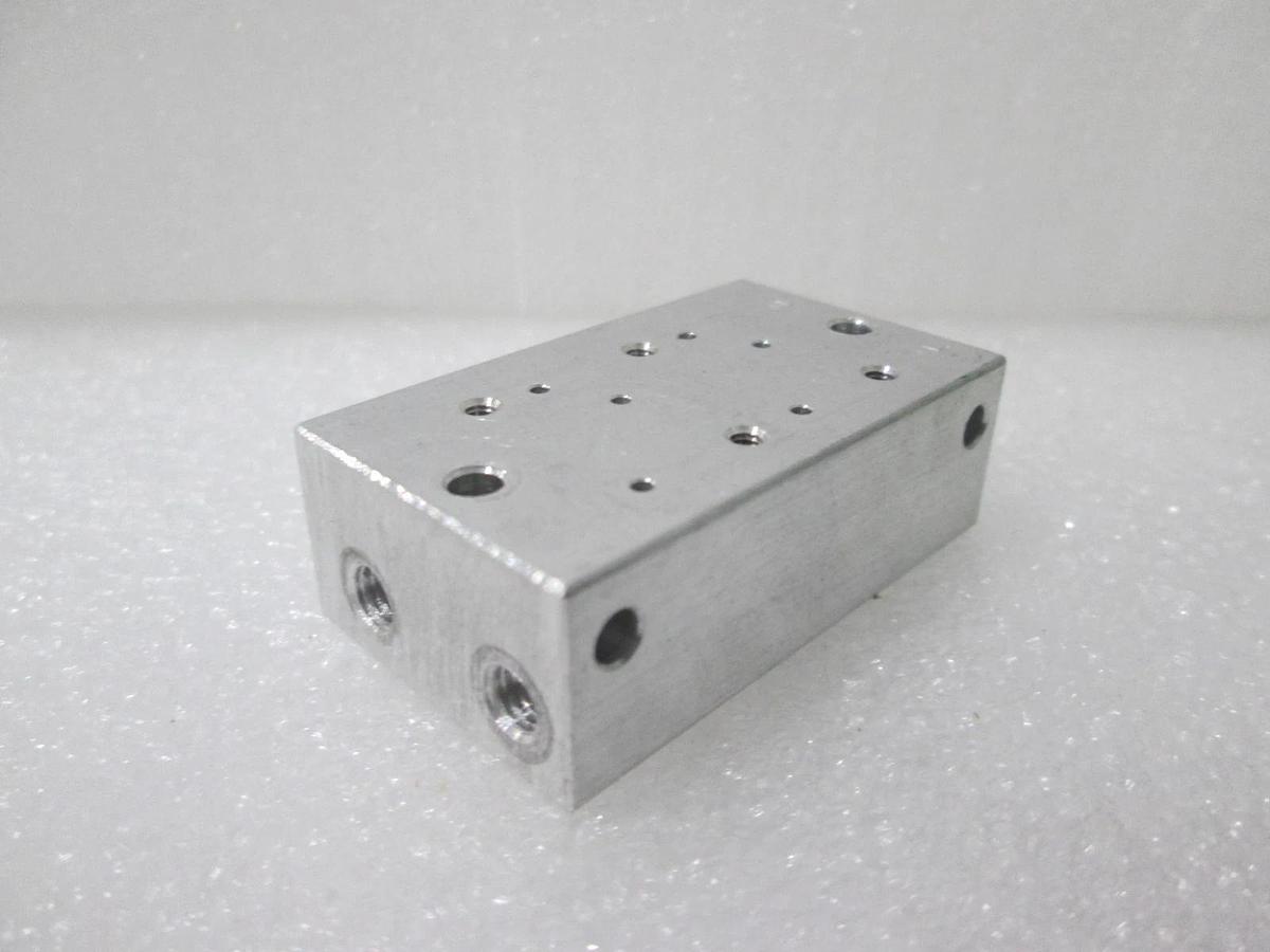 SMC, K01-021, 2 Position Manifold Block for Valve, New