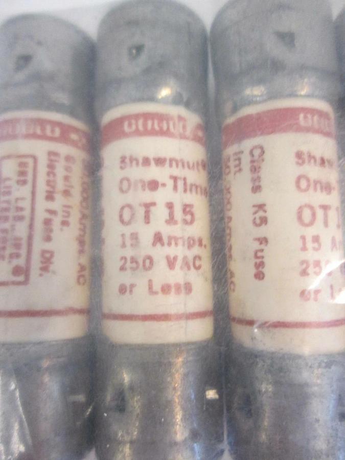 Used Shawmut OT15, 15A, 250VAC Fuse, Lot of 5