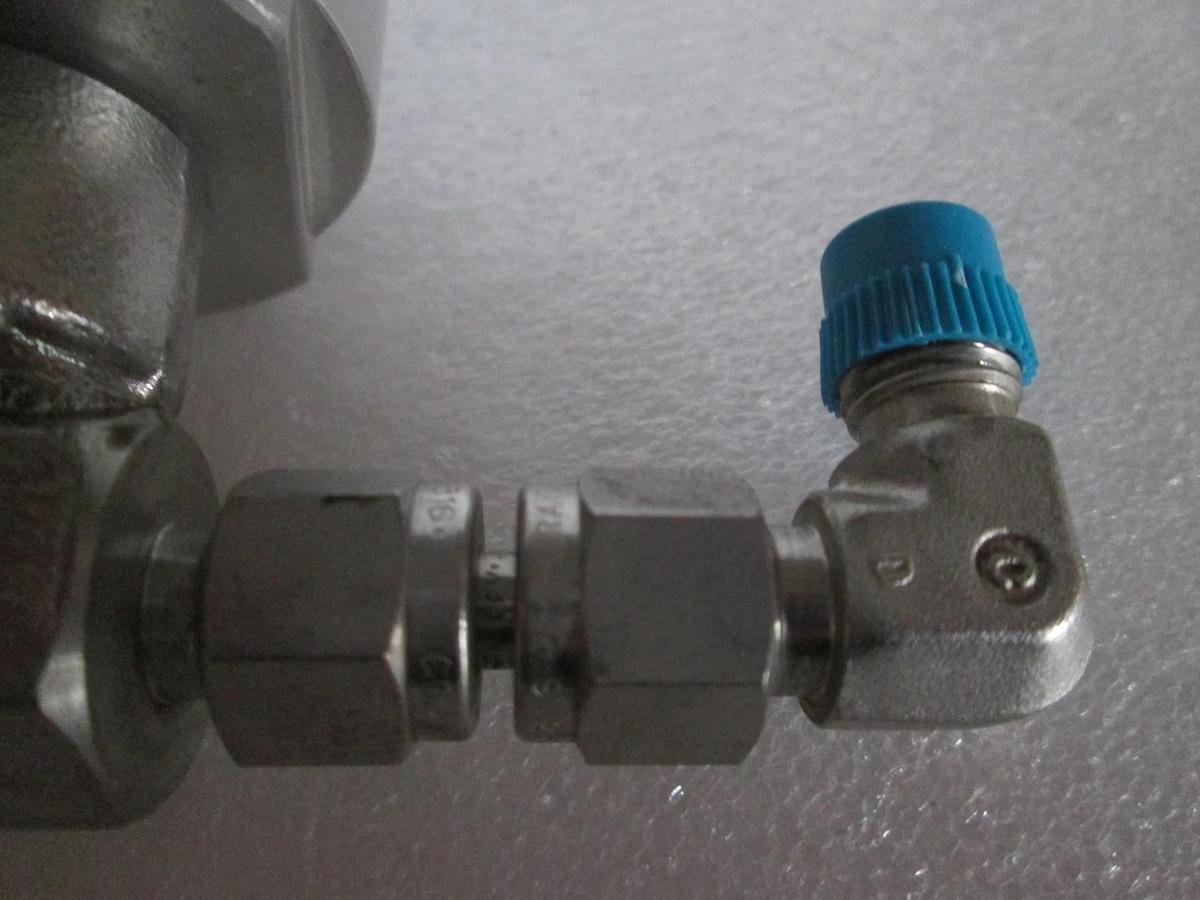 Used Semigas high purity gas panel valve Parker Ewal, VGS Pneumatic Valve, Used