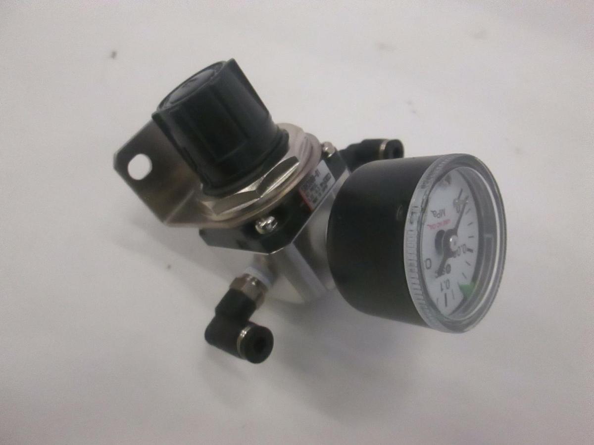 Used SMC, Pneumatic Regulator w/ Gauge 0-.2 MPa, SRH3000-01, Used