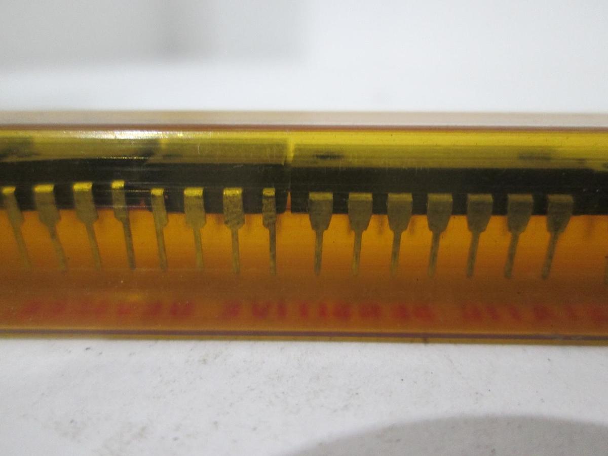 Used Motorola, MC1748CP, Integrated Circuit, New, Lot of 39
