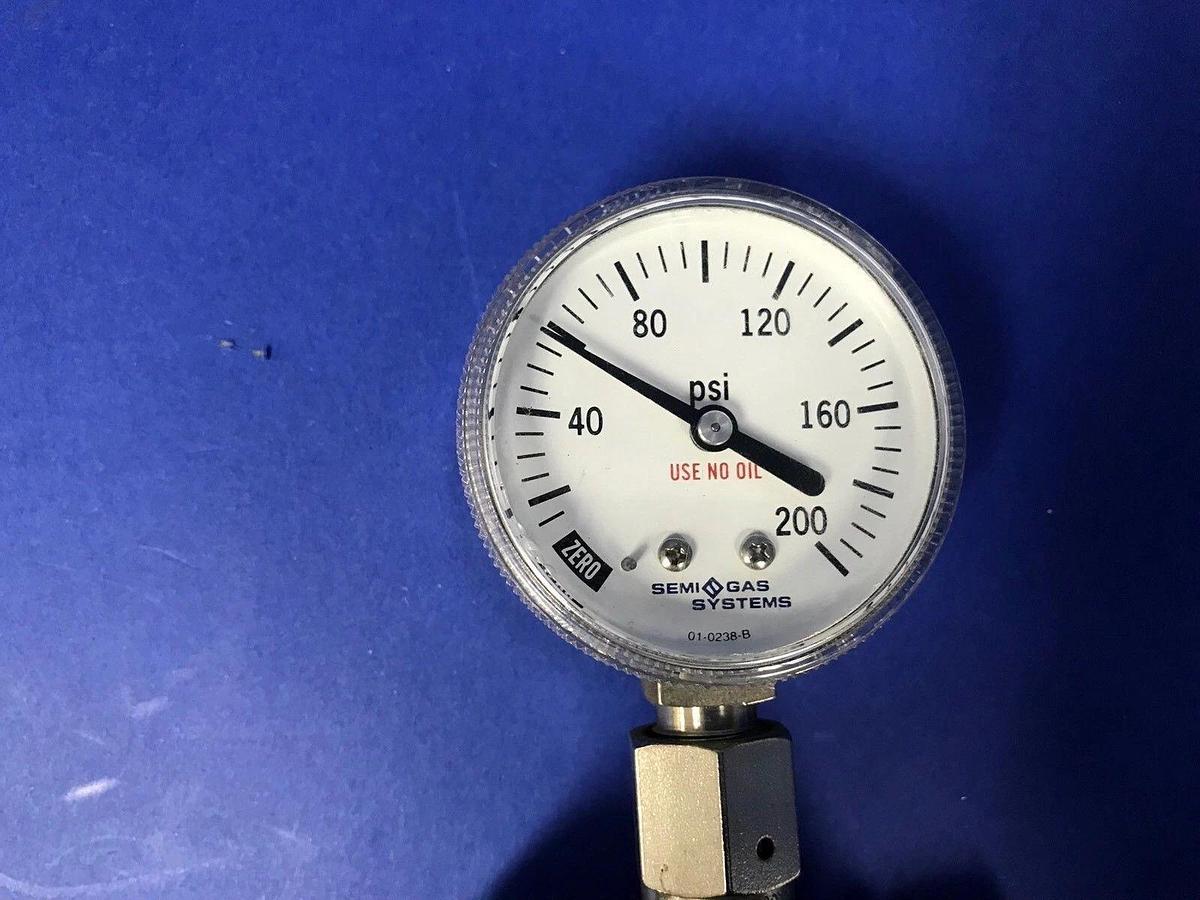 Used APTech Semi Gas Pressure Regulator 033 0217 100, 5 Port, 1/4" VCR w/ Gauge- Used