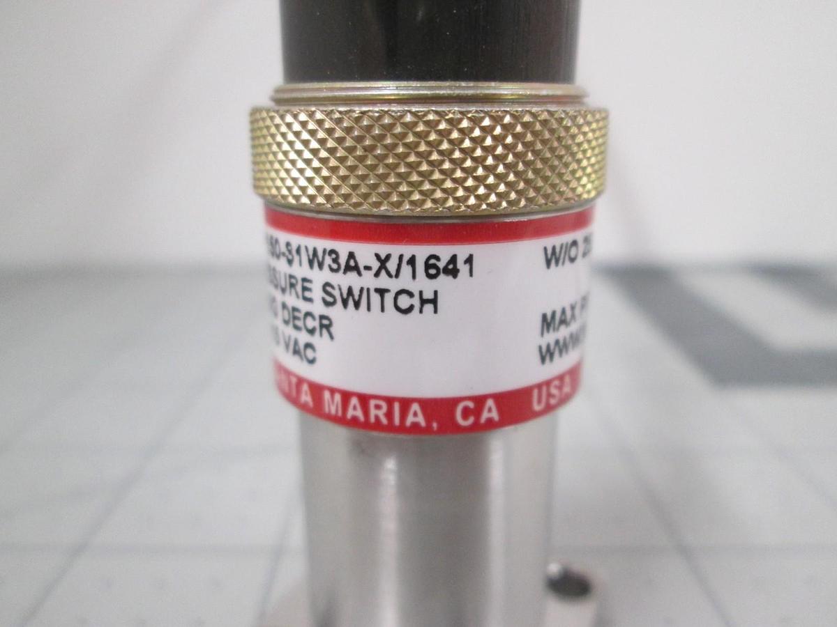 Used Wasco, UHP150-31W3A-X/1641, 5 PSIG, 115VAC, Pressure Switch, Used