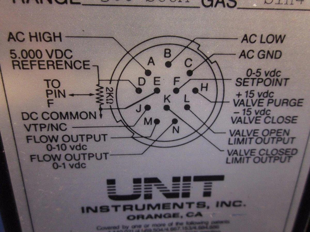 Used Unit UFC-2550, MFC, Mass Flow Controller, SiH4, 300 SCCM, 1/4" VCO. Used