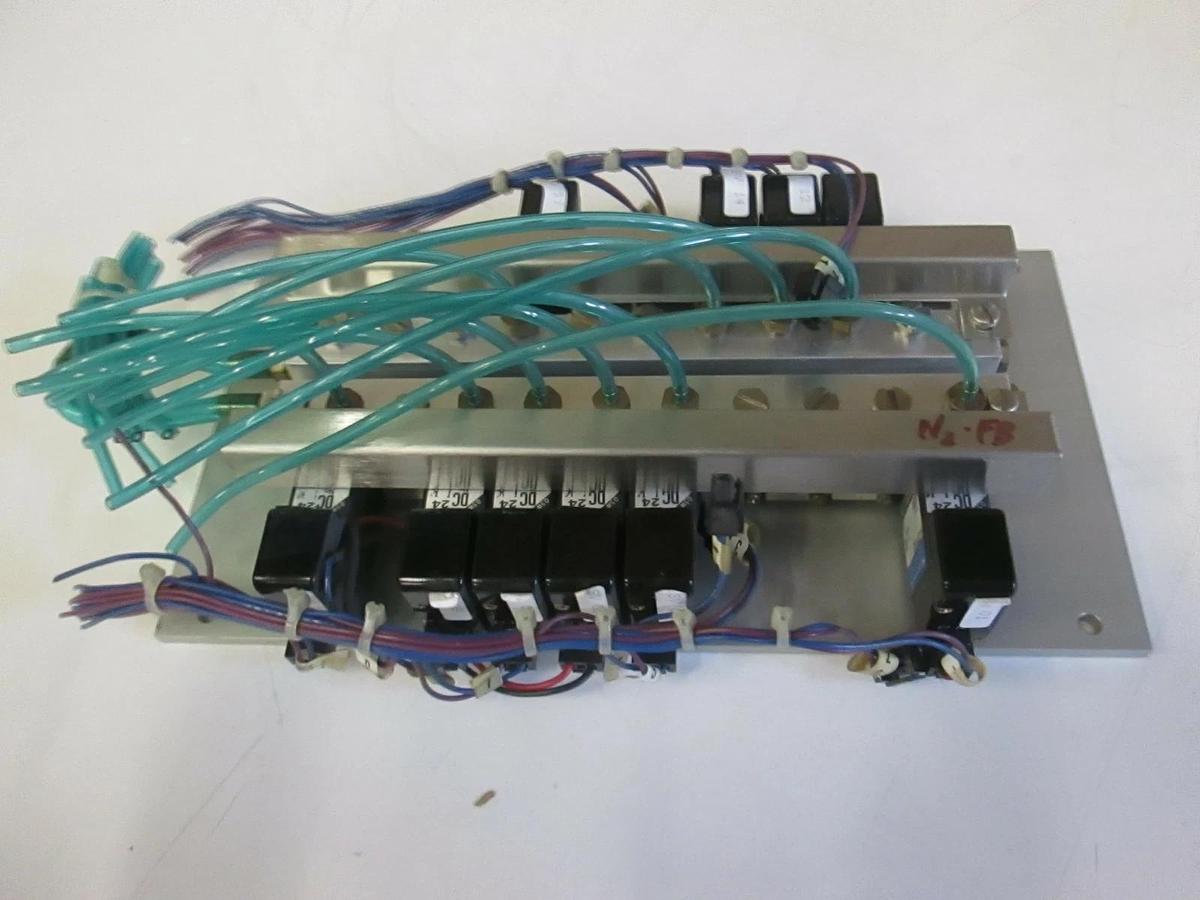 Used DC 24 Pneumatic Solenoid Valve Manifold Assembly, Used