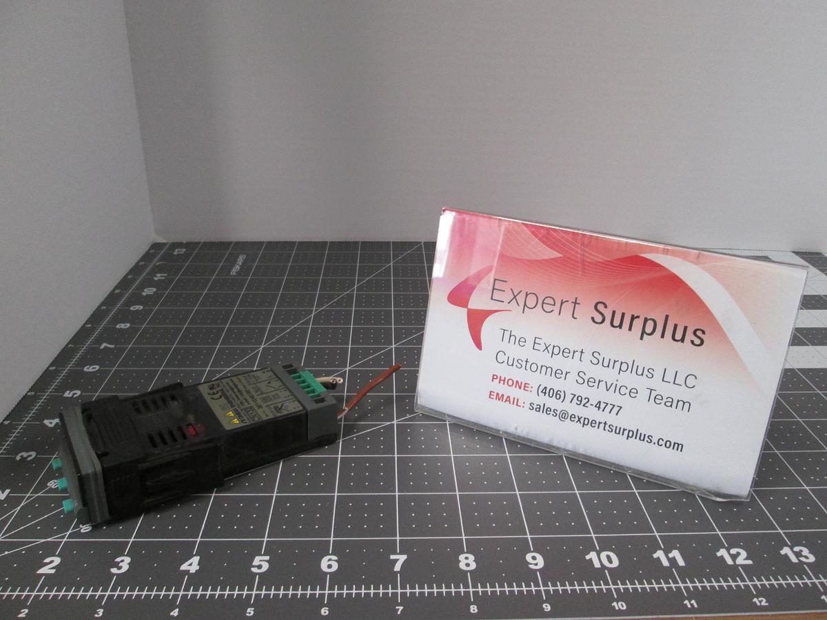 Used OMEGA, CN132, Temperature Process Controller RTD Pt100, 100-240VAC Relay