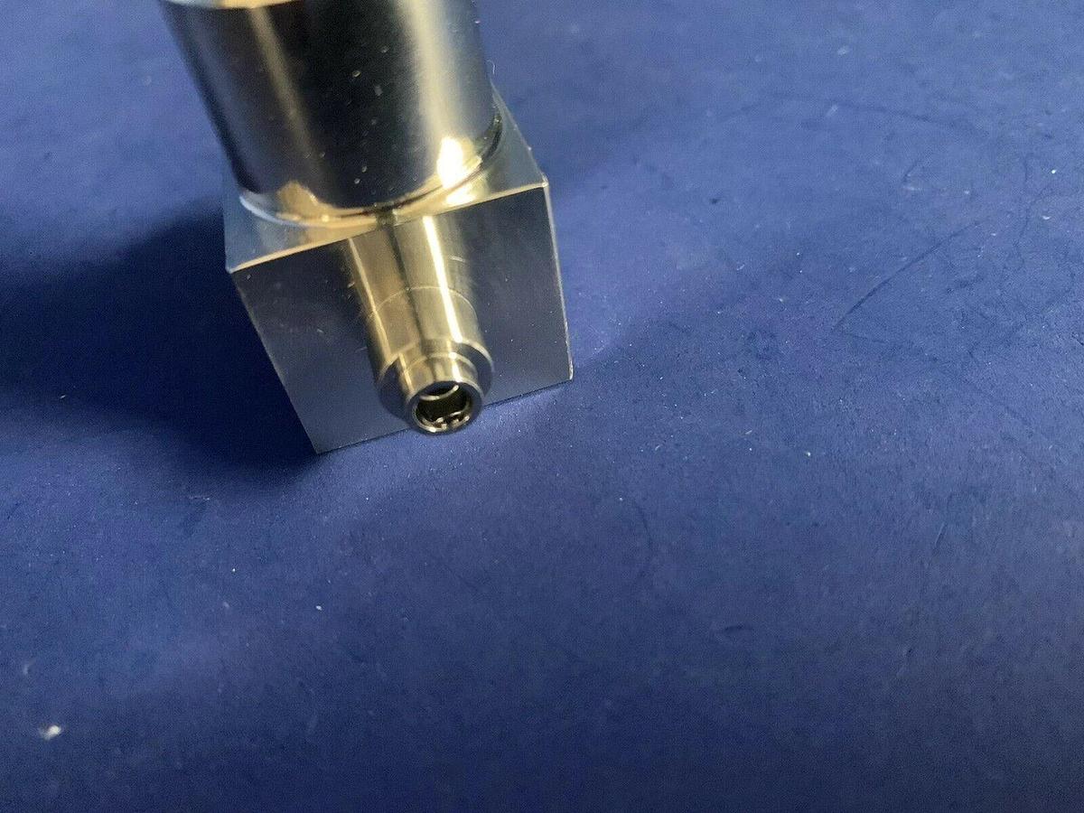 Used Ewal Titan II Manual 2-Way Valve 1/4" Tube Stub, Green Lever Handle, Used