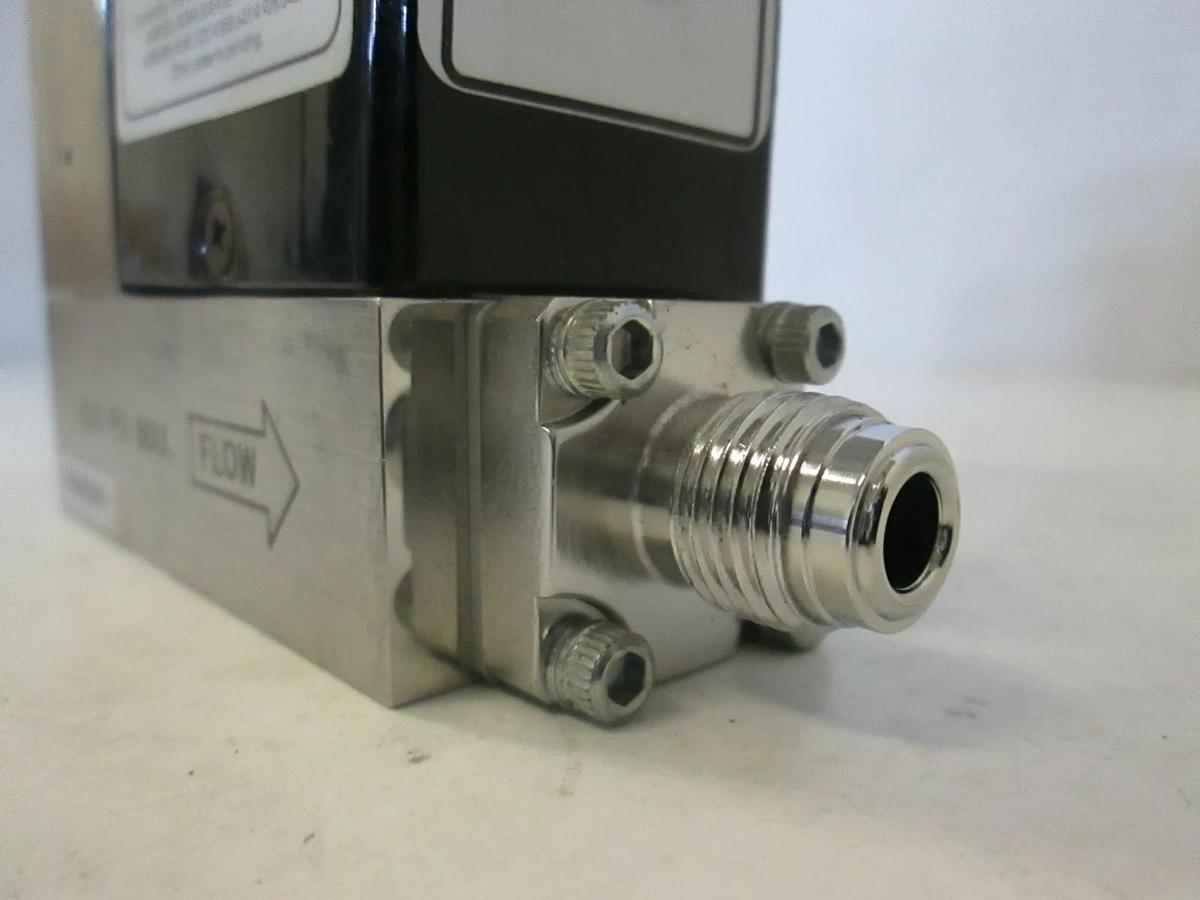 Used Unit UFC-1460A, Mass Flow Controller MFC, SiH2Cl2, 100 SCCM, Used