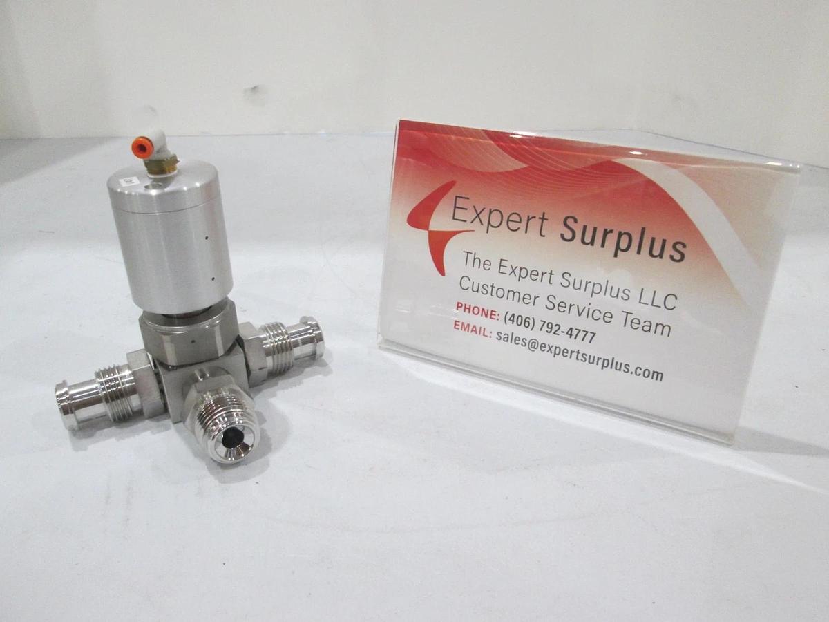 Used Swagelok, 6LV-DFC777P1-C, 3 Way Manual Diaphragm Valve, Used