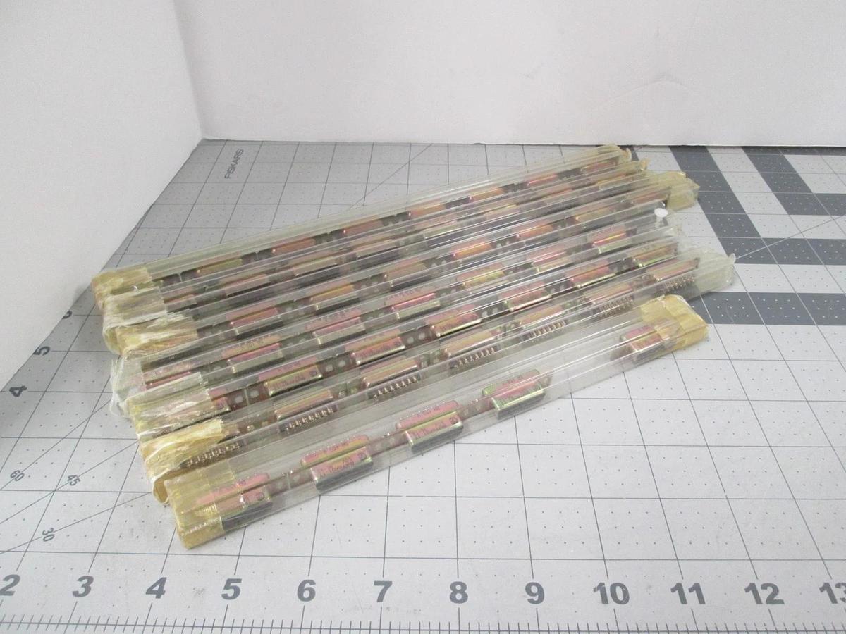 Amphenol, DA 15S V, D-Sub Connector, 15 Pin Straight, F Socket, New Lot of 50