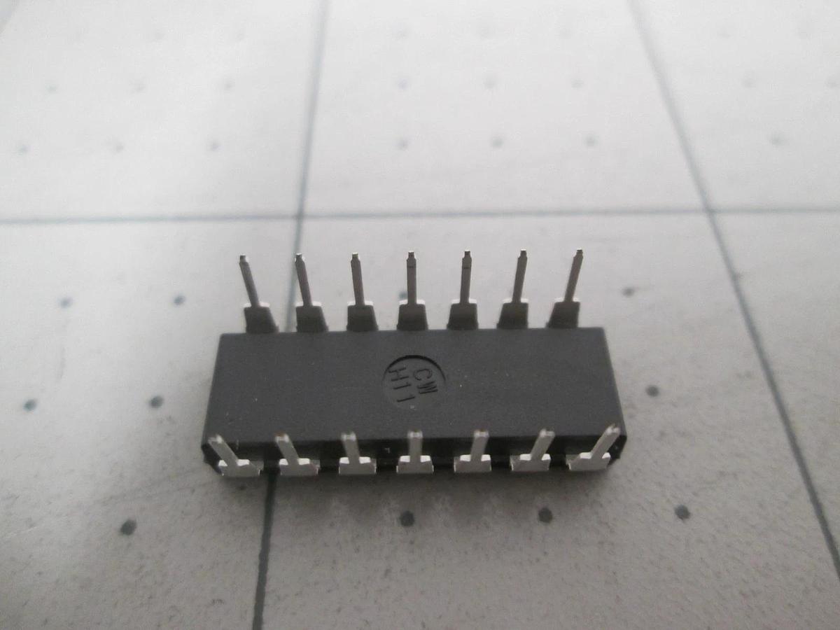 Fairchild, DM74LS125AN, Quad Buffer Driver, DIP-14, New, Lot of 25