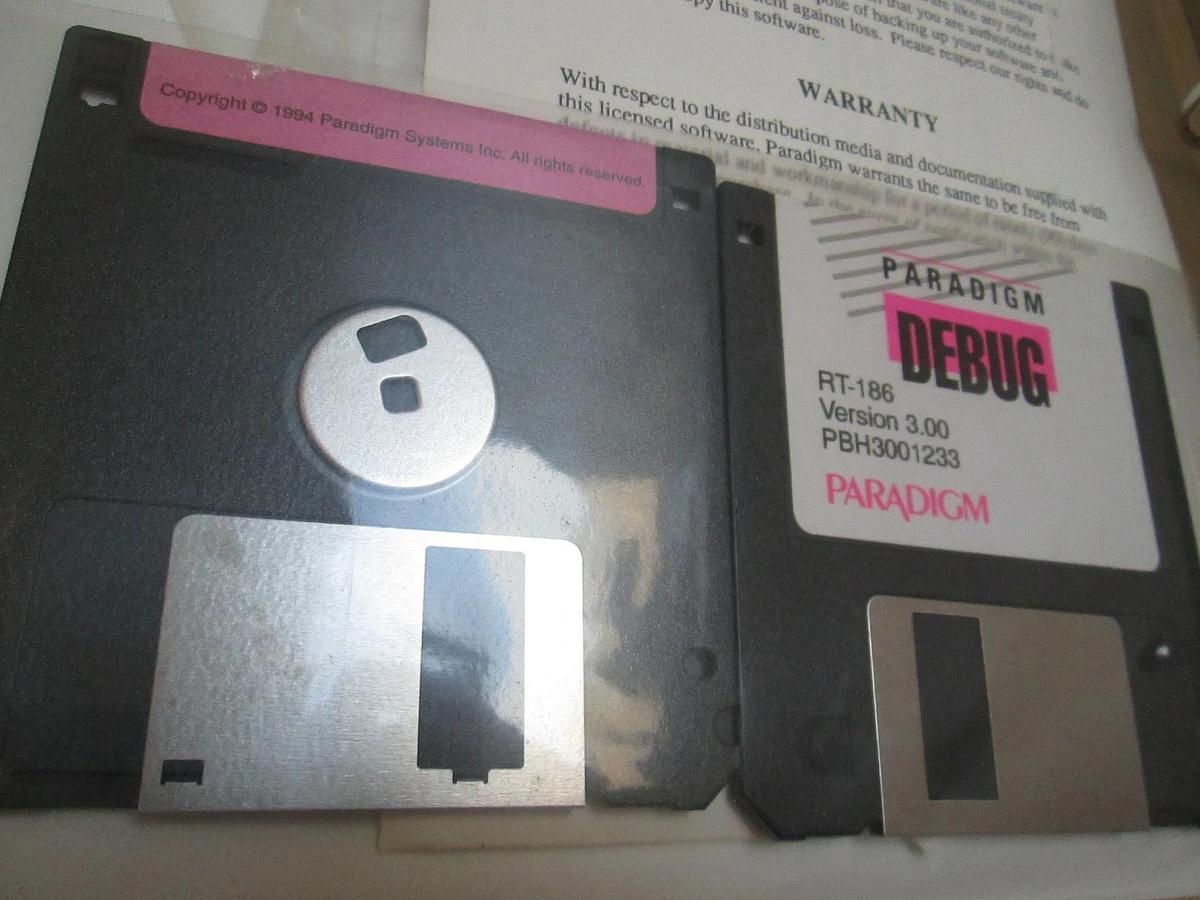 Used Paradigm DEBUG/RT-186 User's Guide with Floppy Disks, Used