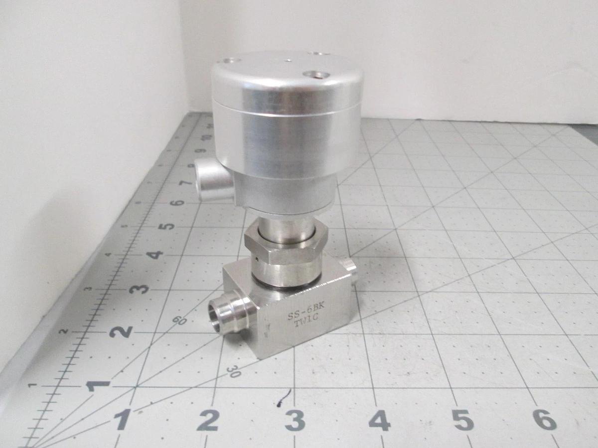 Swagelok SS-6BK-TW1C Bellows Valve, Butt Weld, New