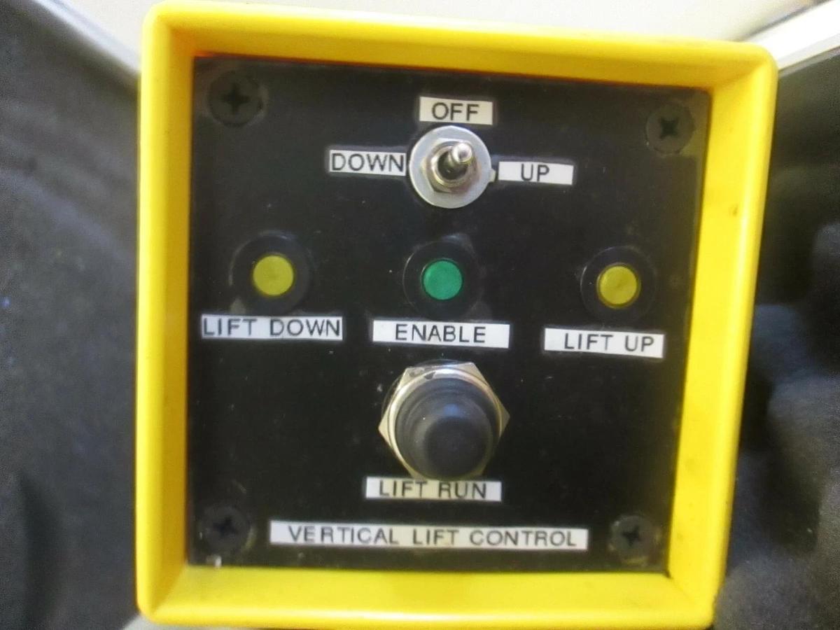 Vertical Lift Control, Pendant Control Station, Hand Remote, New