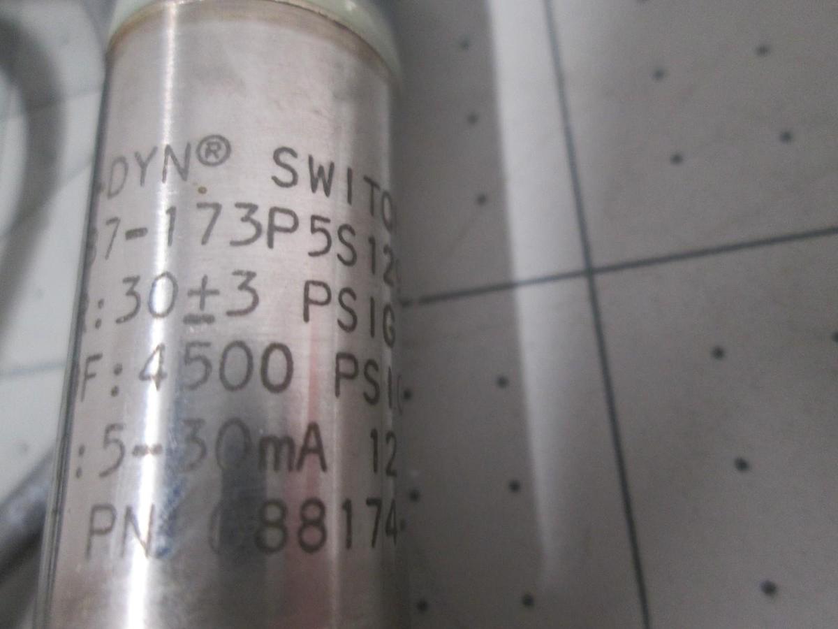 ITT NEO-Dyne, 173P5S129, Pressure Switch, Used