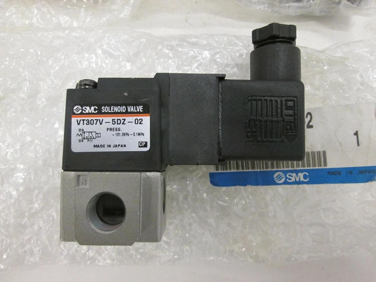 SMC, VT307V-5DZ-02, Solenoid Valve, New, Lot of 3