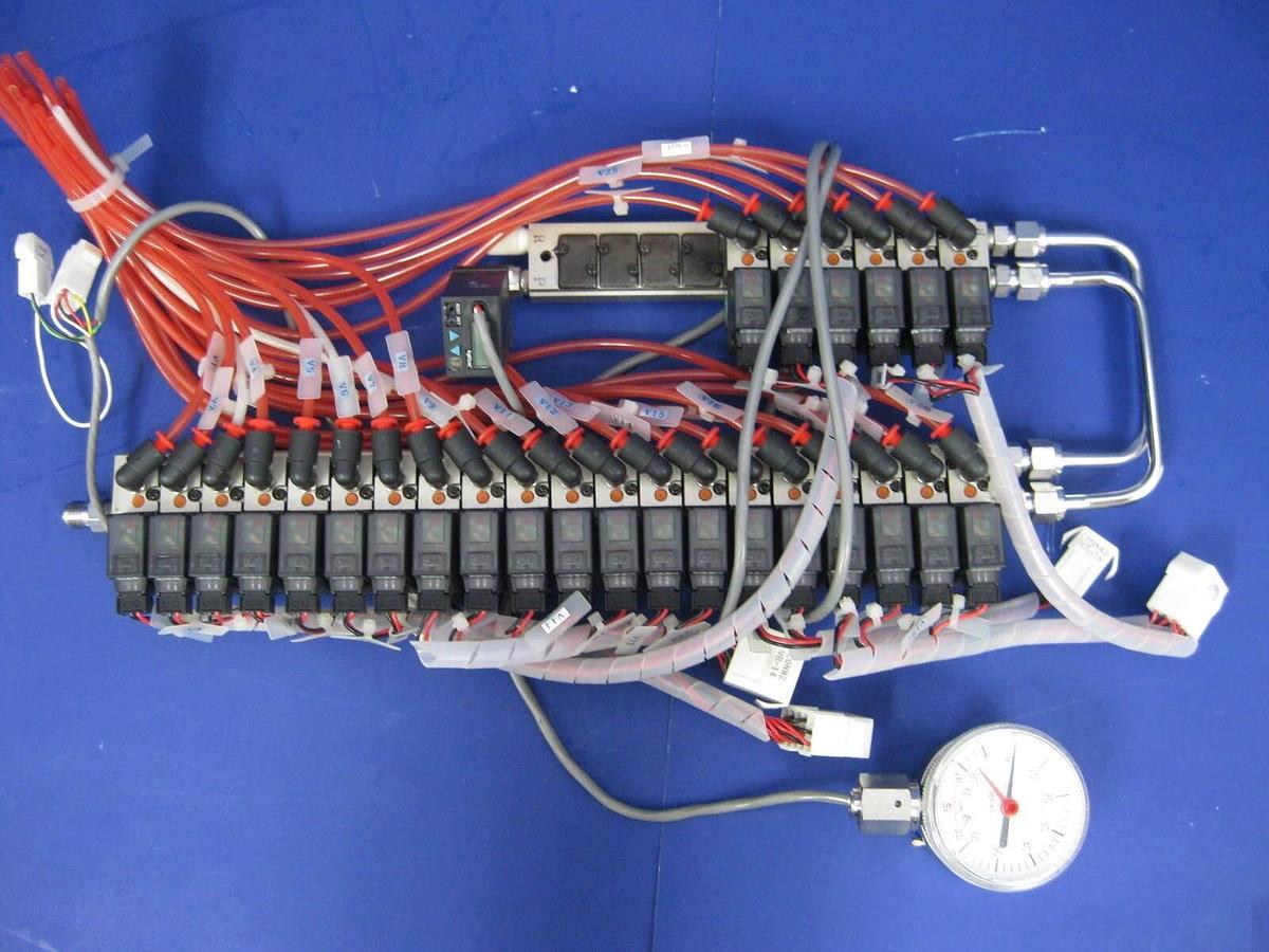 Used SMC 10-VZ110 Valve Assembly w/ 26 Valves, 2 Manifold, IPS 122 & Pressure Switch