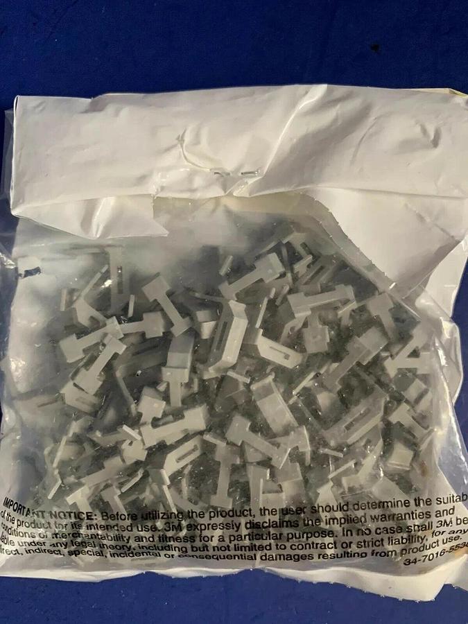 3M Strain Relief Clip 3448-3010, Lot of 85+