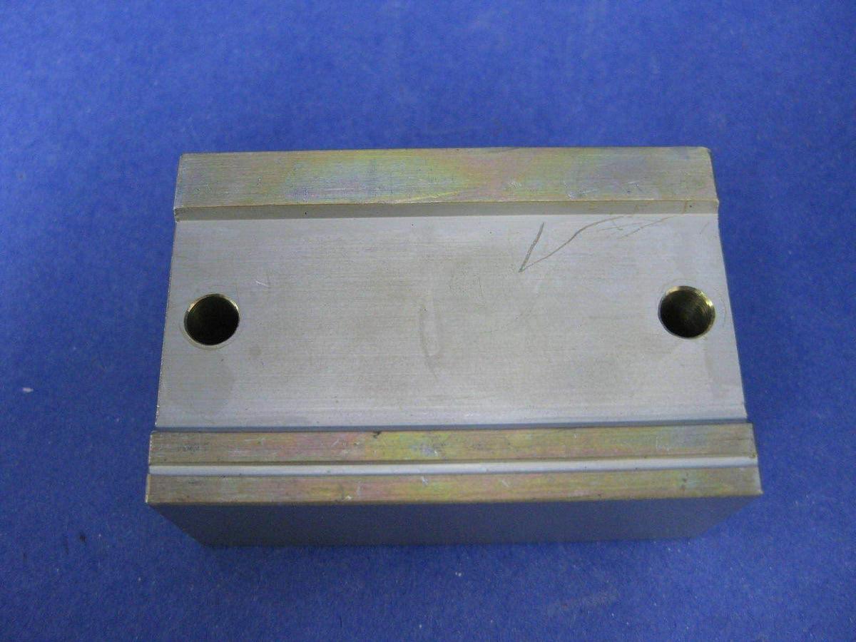 Used SMC NVVSZ5-20-021-00T 2 Station Manifold Block for VV3Z Valve, Lot of 2