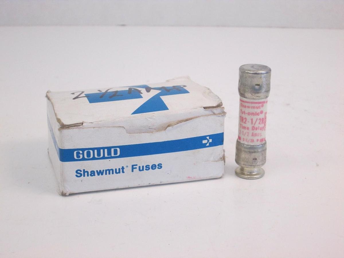 Used Shawmut Tri-onic TR2-1/2R Fuse 2-1/2A, Lot of 9